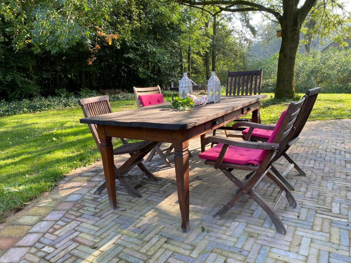 Supergezellig Vakantiehuis Met Hele Grote Tuin Bij Nijmegen Ewijk Exteriér fotografie