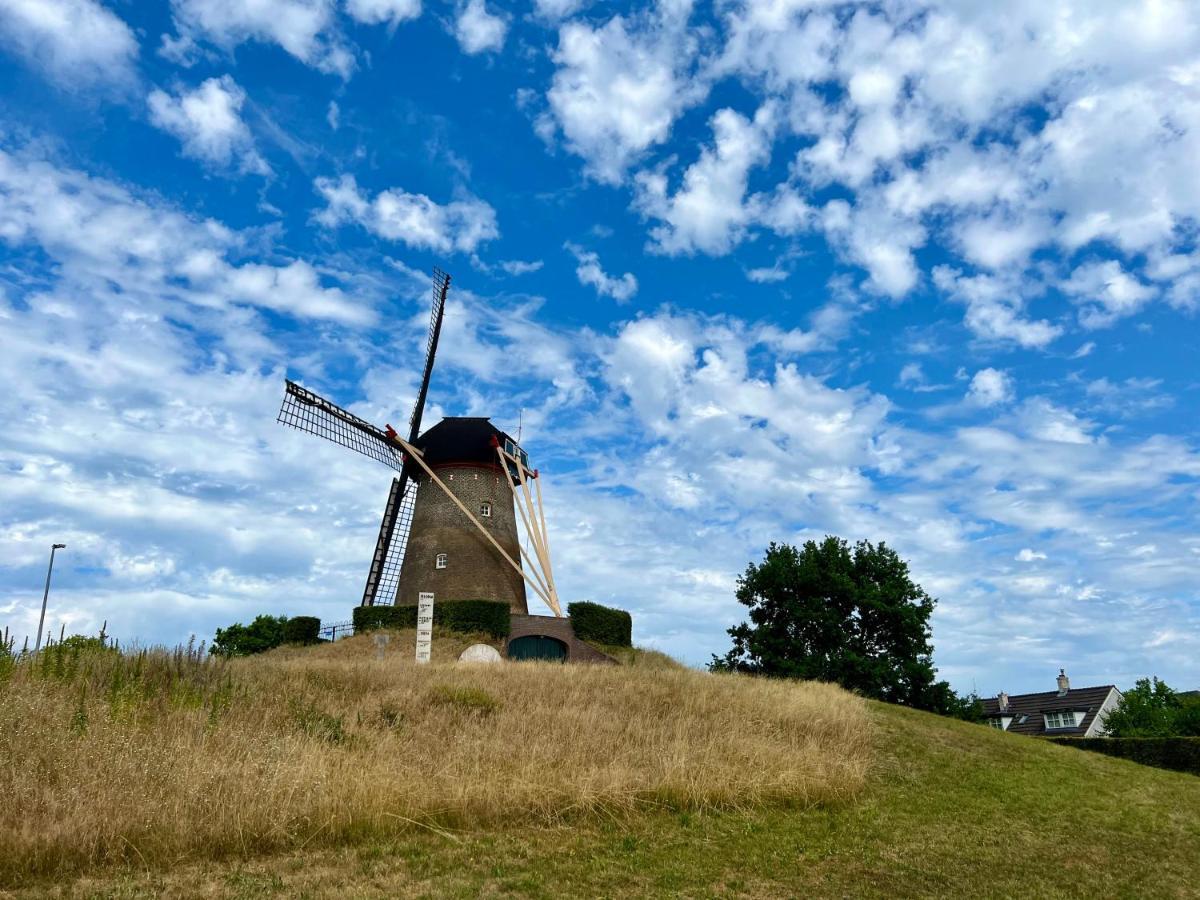 Supergezellig Vakantiehuis Met Hele Grote Tuin Bij Nijmegen Ewijk Exteriér fotografie